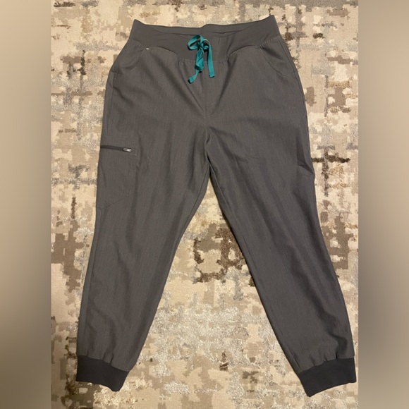 Figs scrub set - Picture 2 of 2